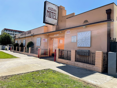 Boulevard Motel — photo 1